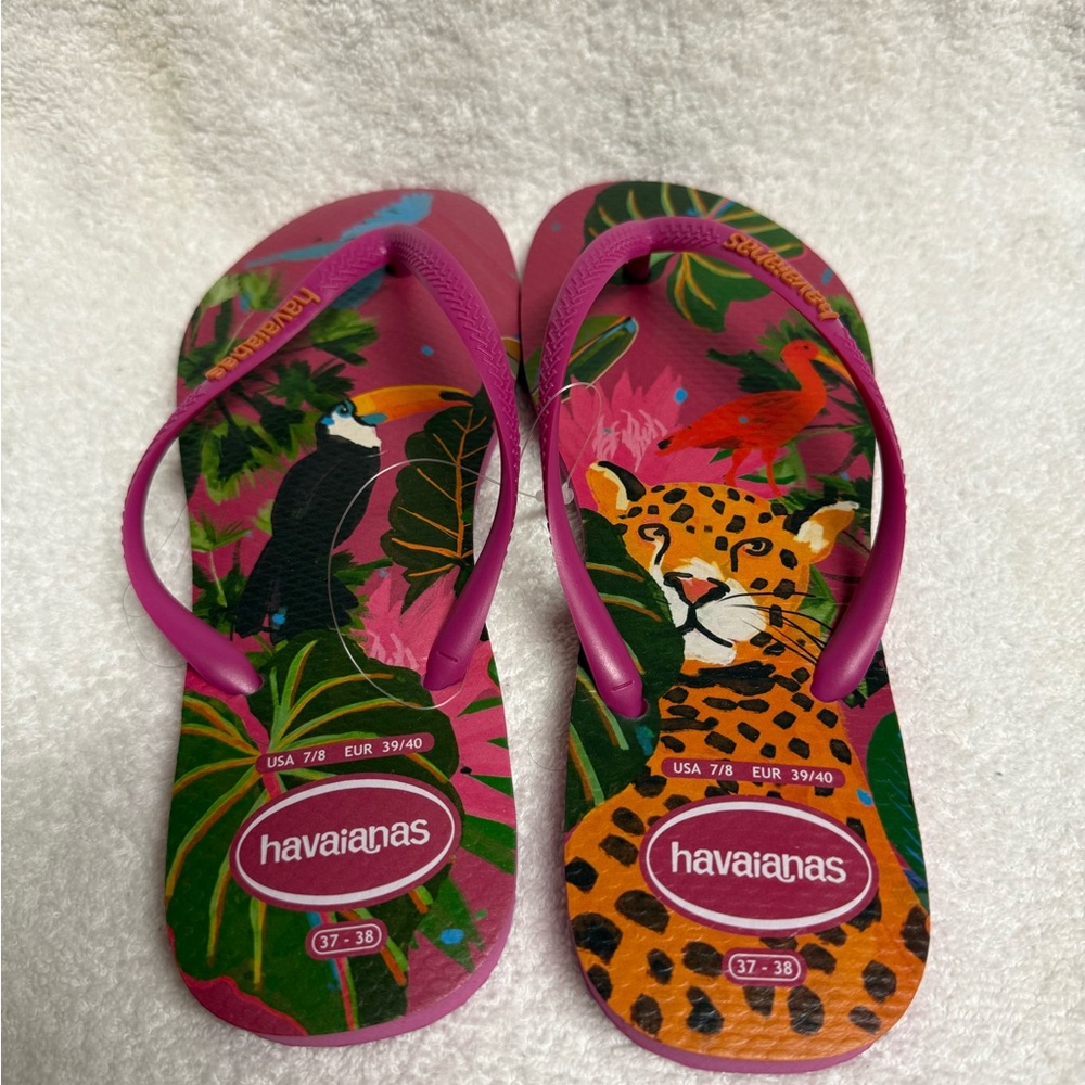 Havaianas Tropical Animal Flip Flops - Pink and Green